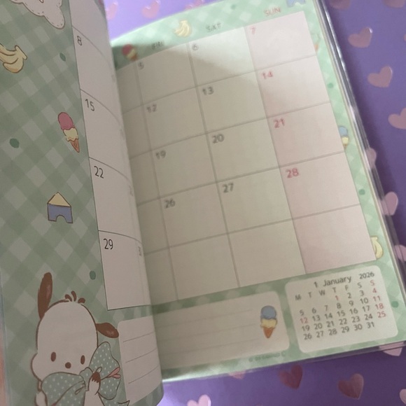 Sanrio Characters 2025 Datebok - Picture 11 of 11